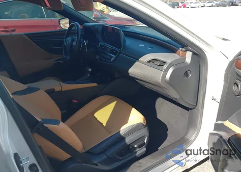 2022 Lexus Es 250 из США, поврежденный, VIN 58AD11D10NU010247